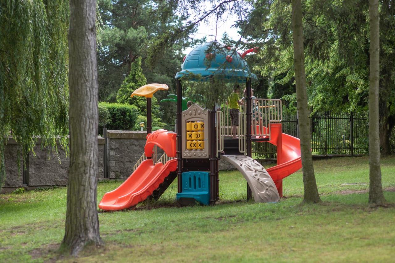 Hotel Debowa Gora Active & Spa Łąck Buitenkant foto
