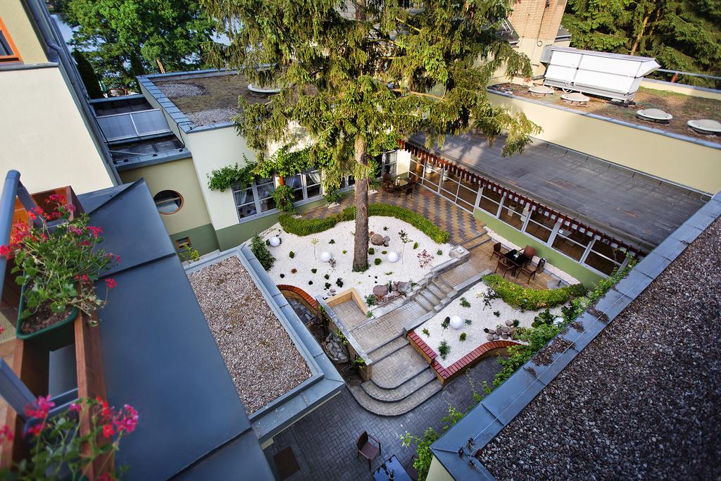 Hotel Debowa Gora Active & Spa Łąck Buitenkant foto